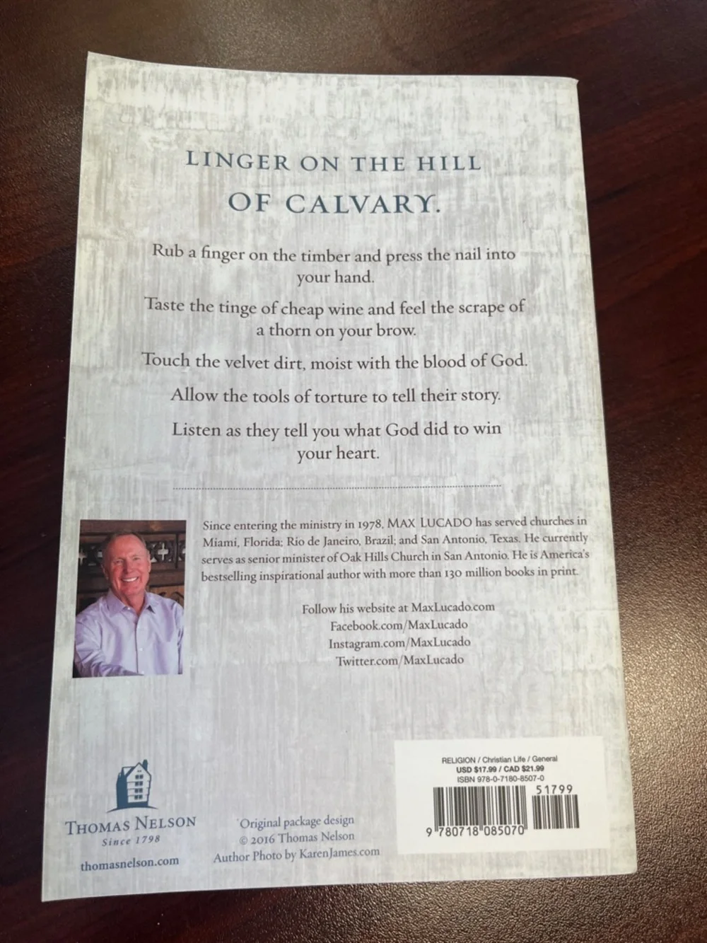 He Chose the Nails by Max Lucado - White & Brown Cover